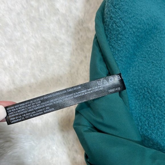 FP Movement Women's Hit the Slopes Fleece Colorblock Jacket - Picture 11 of 14